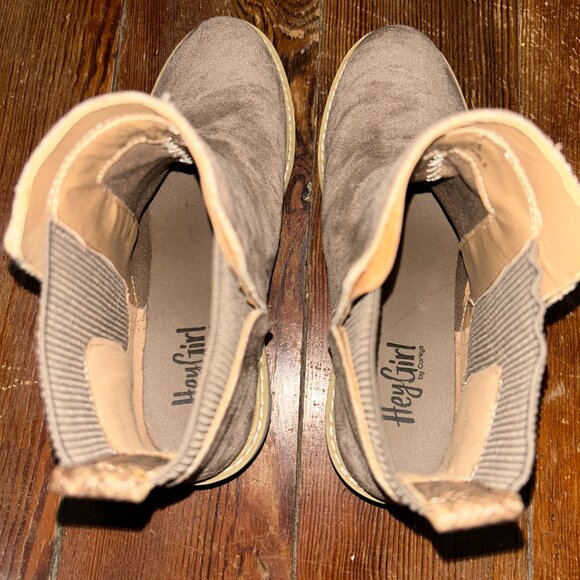 Corky's Hey Girl Basic Bootie In Taupe & Grey - Picture 6 of 6